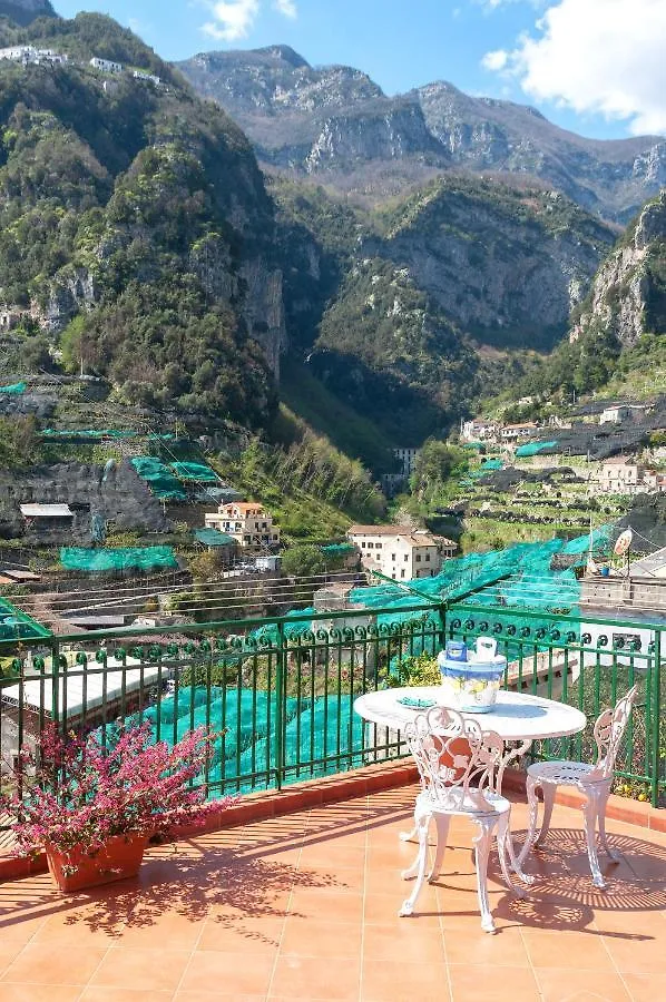 Bed and Breakfast La Valle Delle Ferriere Amalfi Bed & Breakfast