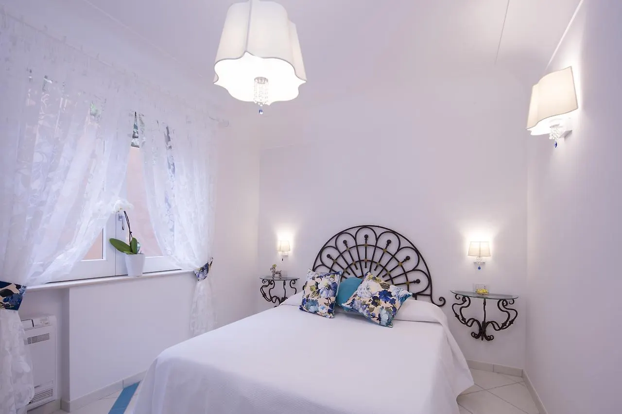 アマルフィ ラ ヴァッレ デッレ フェッリエーレ Bed & Breakfast