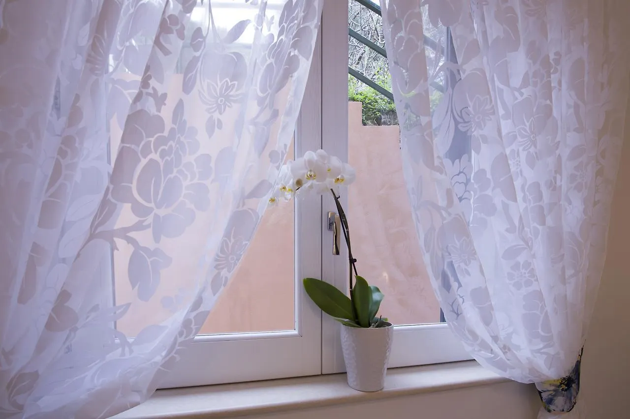 アマルフィ ラ ヴァッレ デッレ フェッリエーレ Bed & Breakfast
